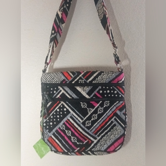Vera Bradley Triple Zip Hipster Crossbody Bag Northern Stripes NWT $58 - Picture 2 of 7